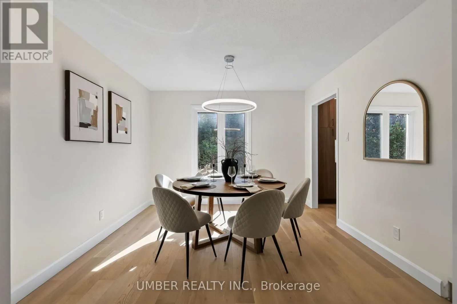 120 HAWK CRESCENT