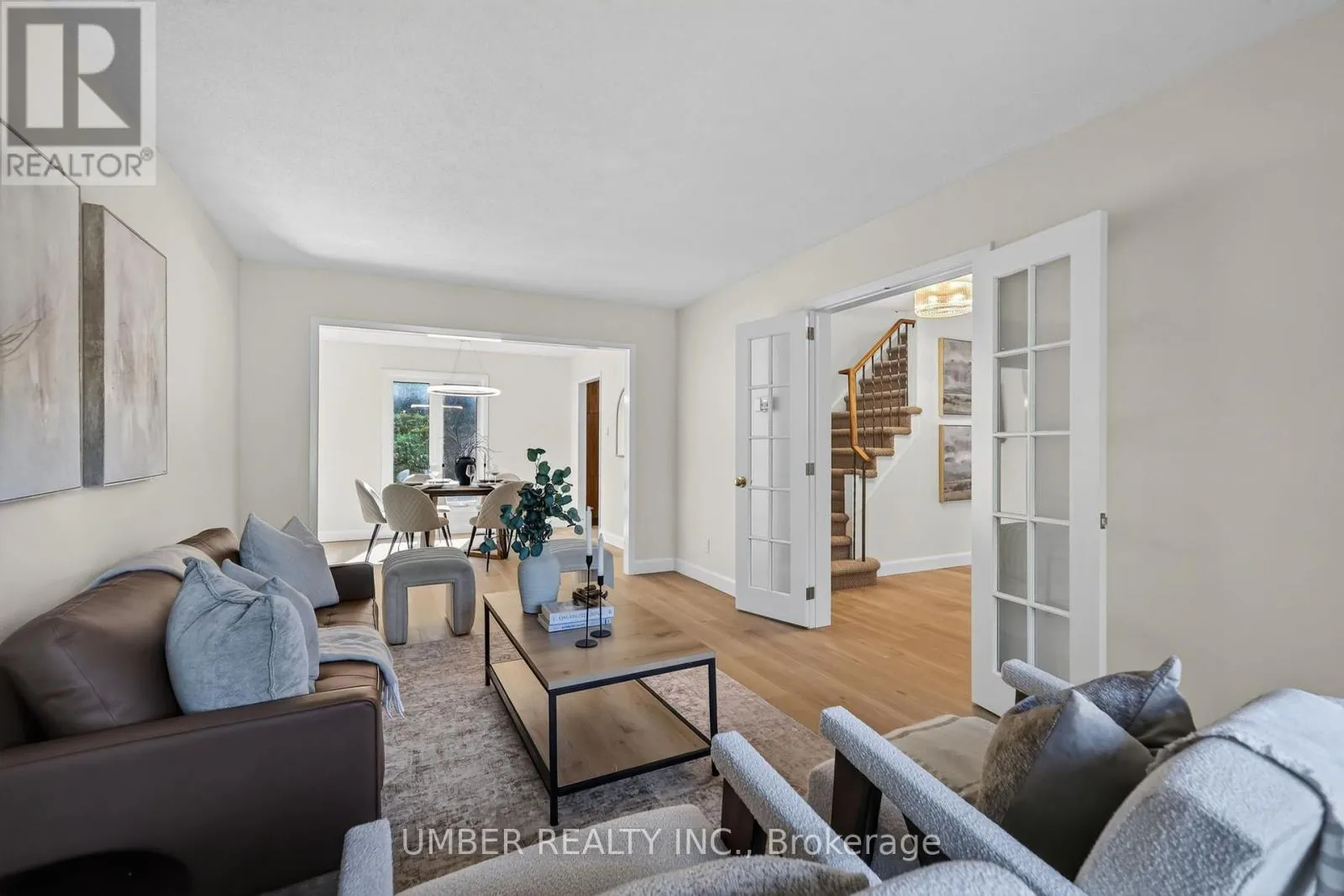 120 HAWK CRESCENT