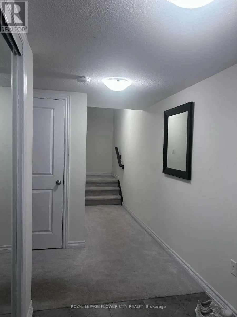 11 - 88 DE CORSO DRIVE