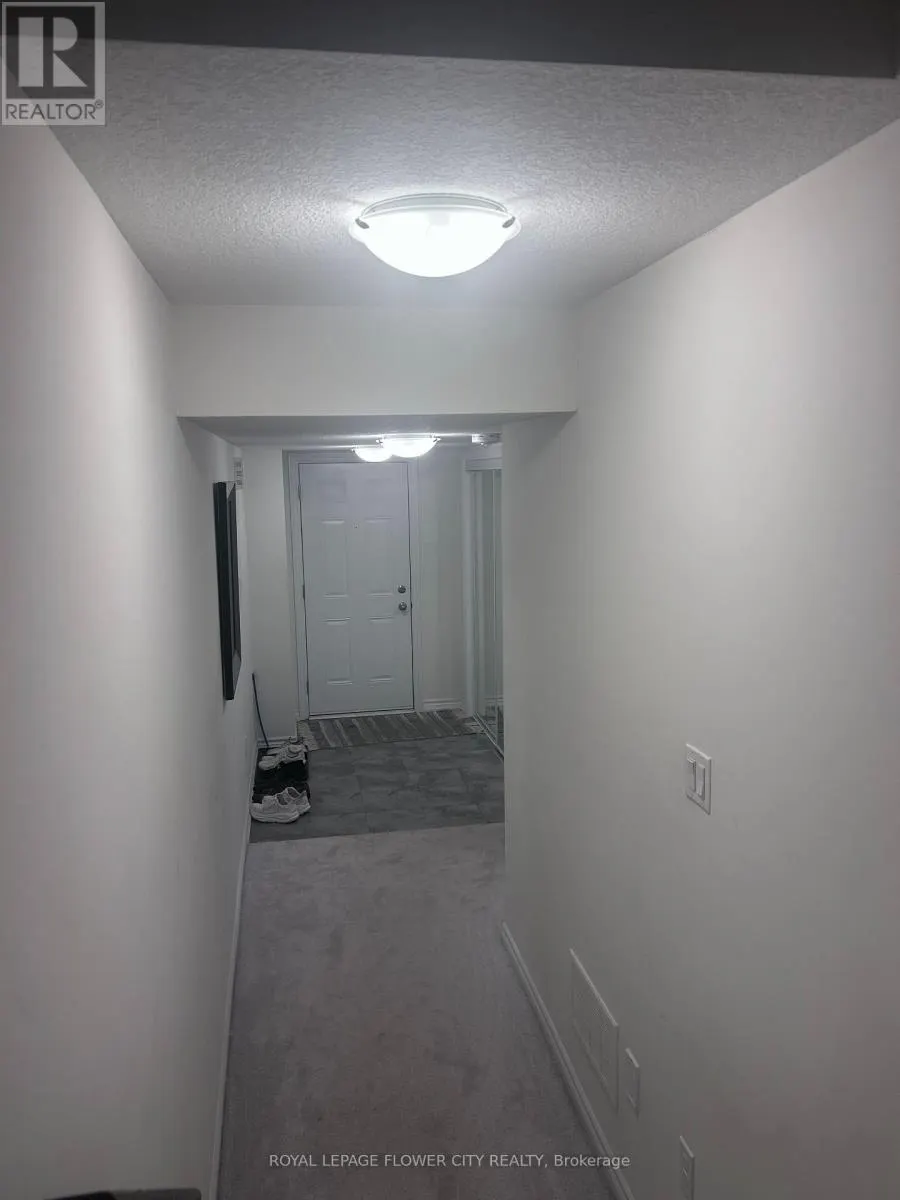 11 - 88 DE CORSO DRIVE
