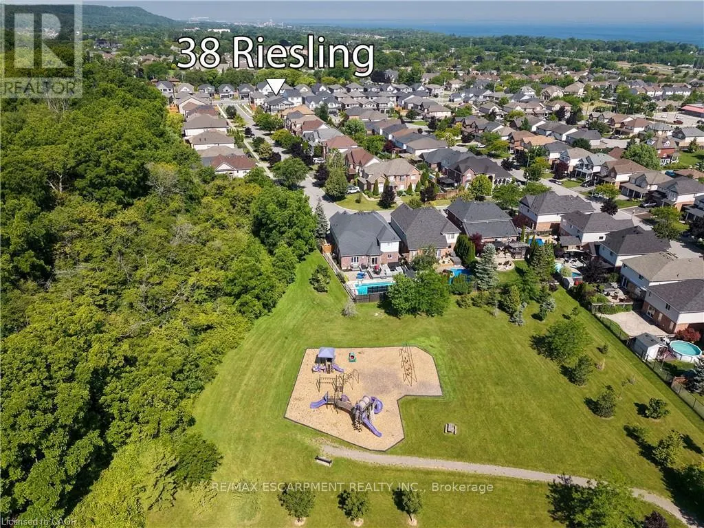 38 RIESLING STREET