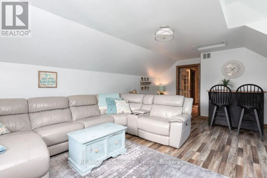 427 SKYHILLS ROAD