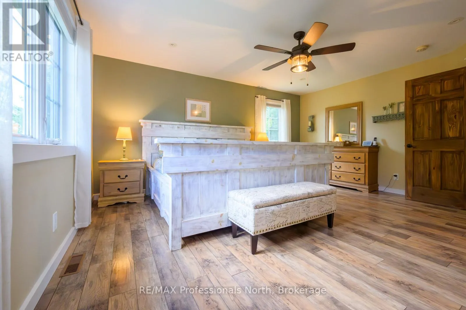 427 SKYHILLS ROAD