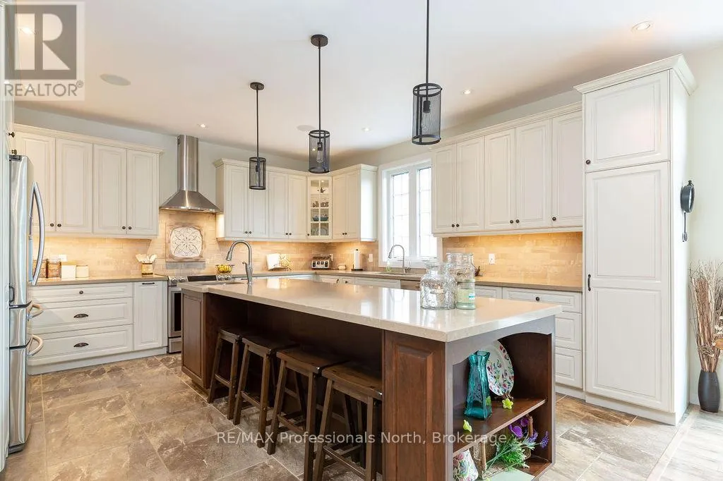427 SKYHILLS ROAD
