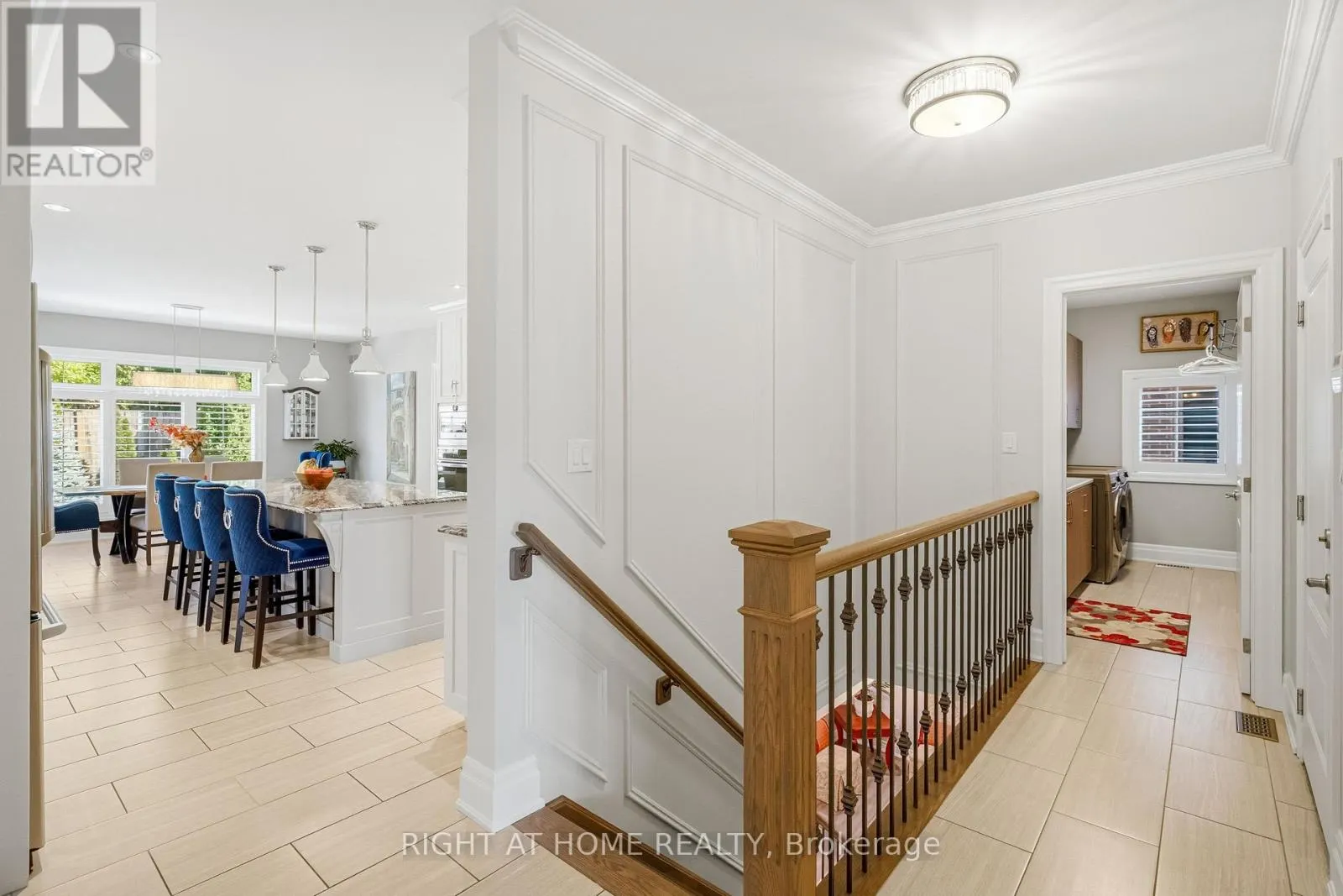 28 SANDALWOOD CRESCENT