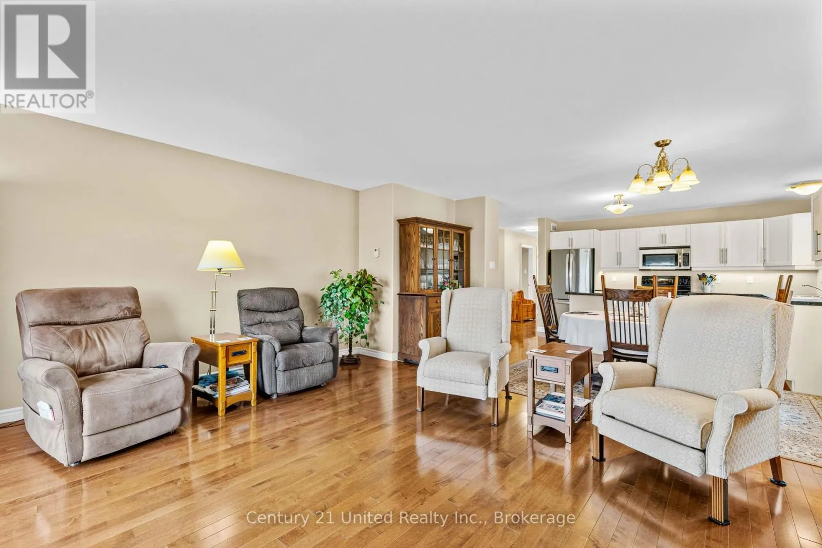 380 BIANCO CRESCENT