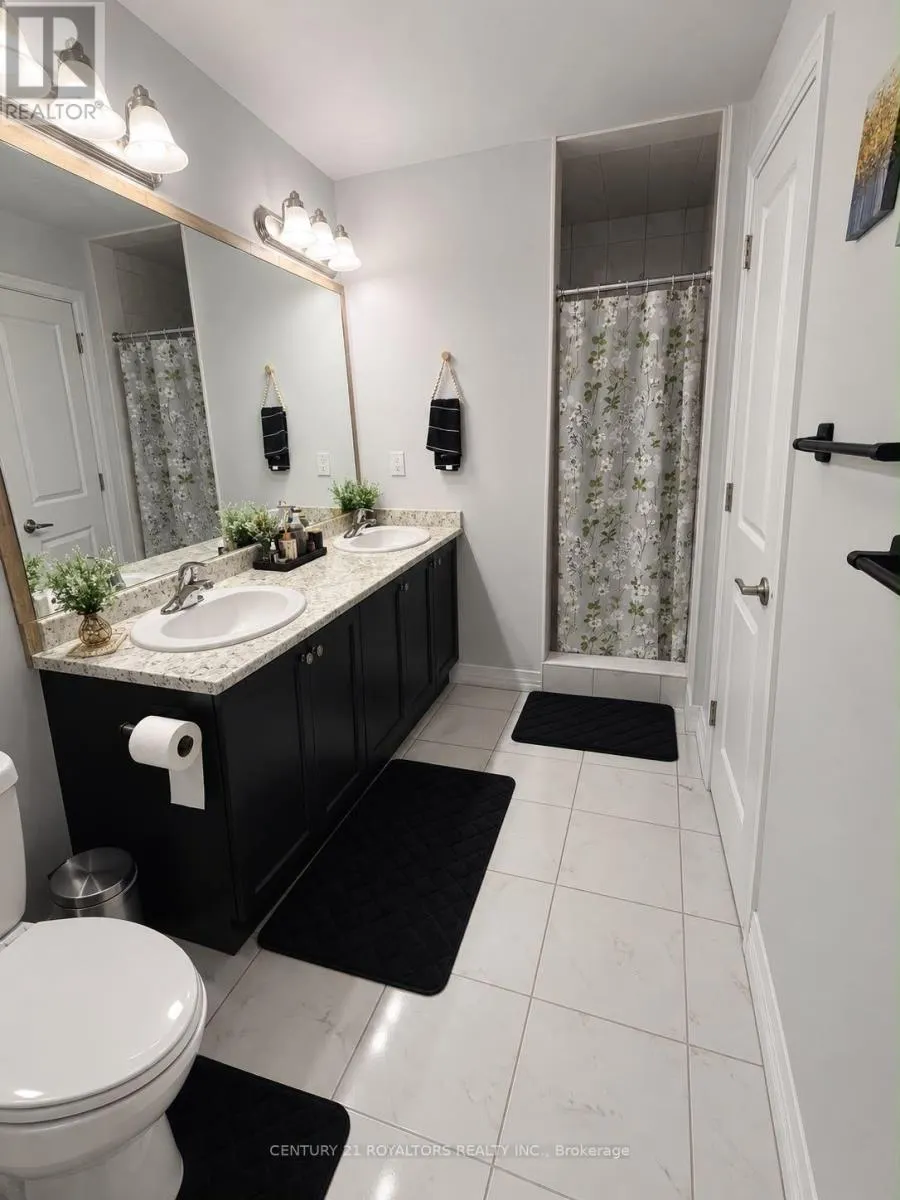 165 HUNTINGFORD TRAIL