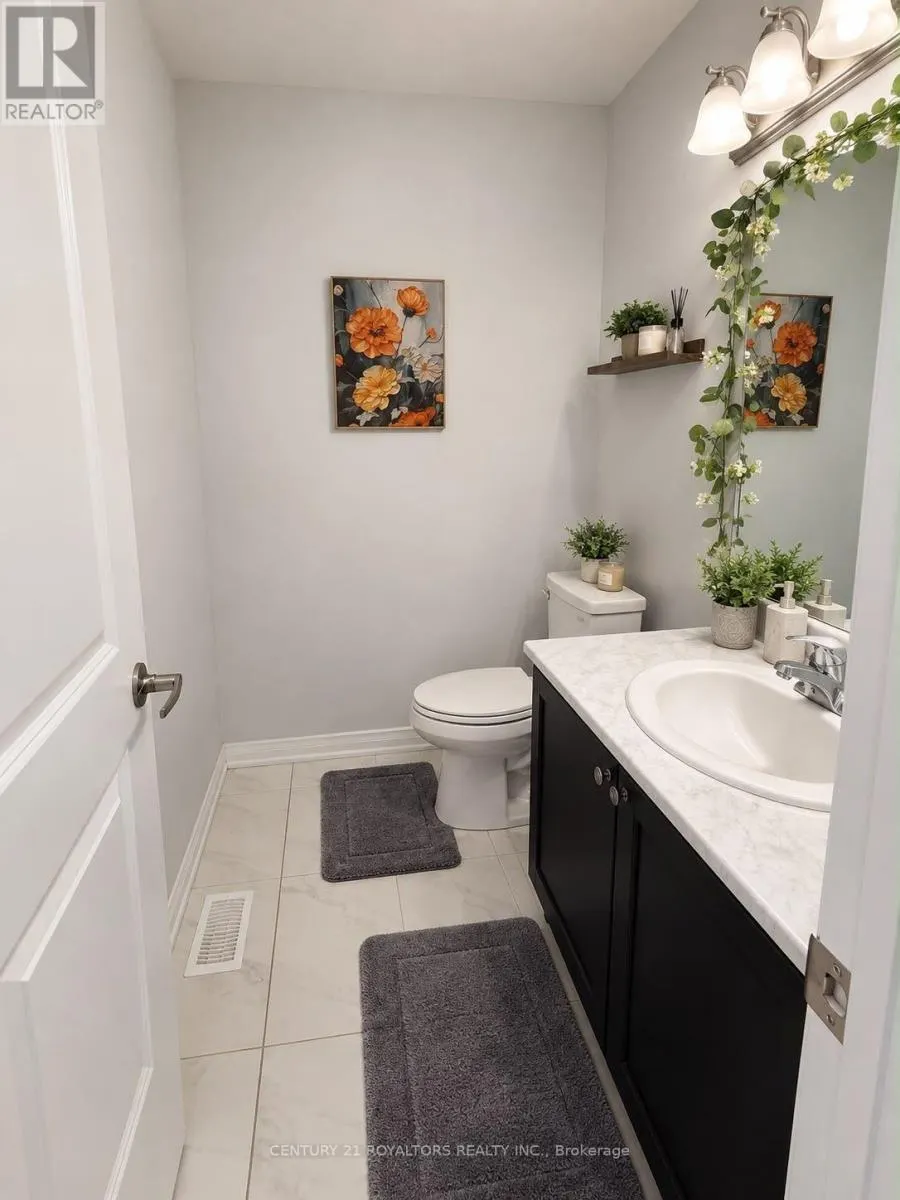 165 HUNTINGFORD TRAIL