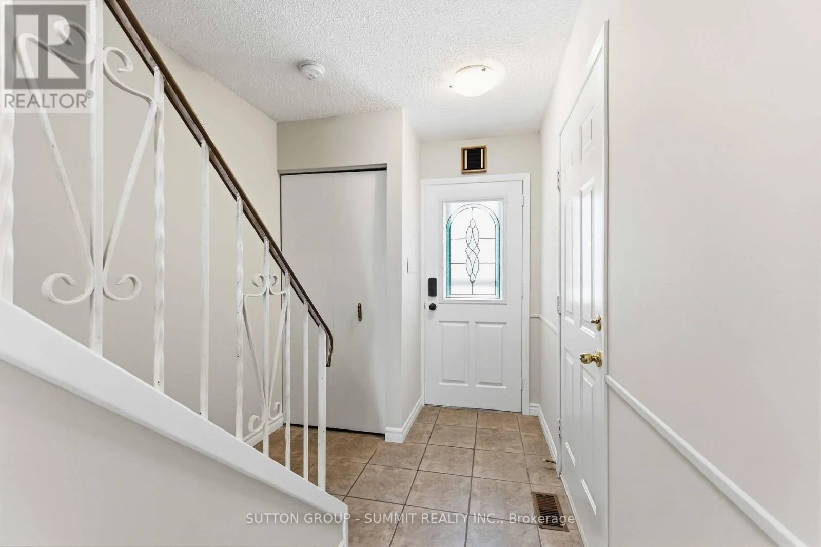 27 - 1396 UPPER OTTAWA STREET