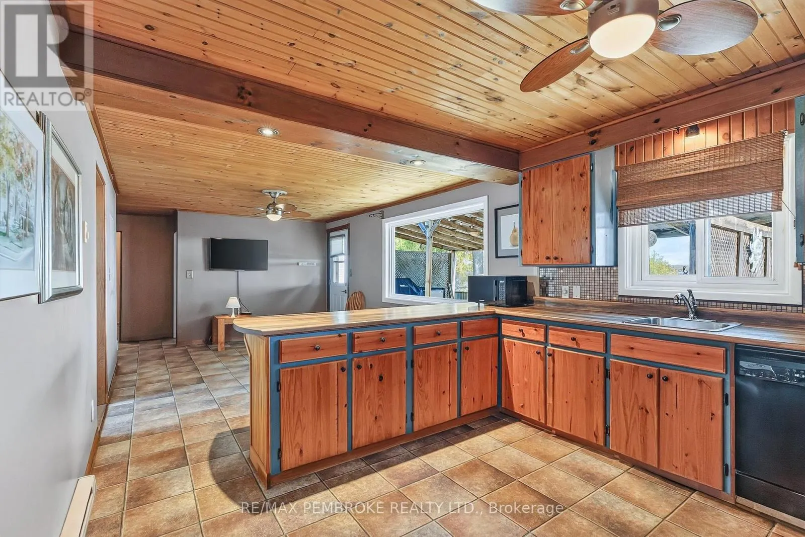 1213 BURNS DRIVE