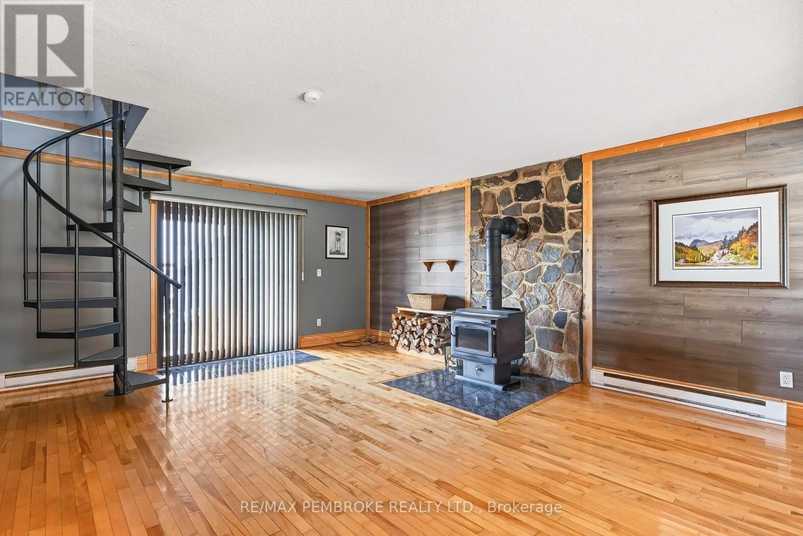 1213 BURNS DRIVE