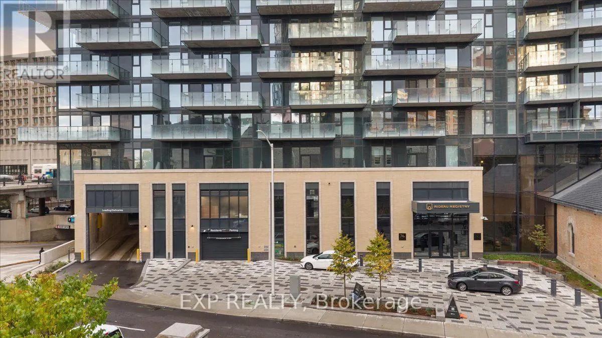 #304 - 74 NICHOLAS STREET