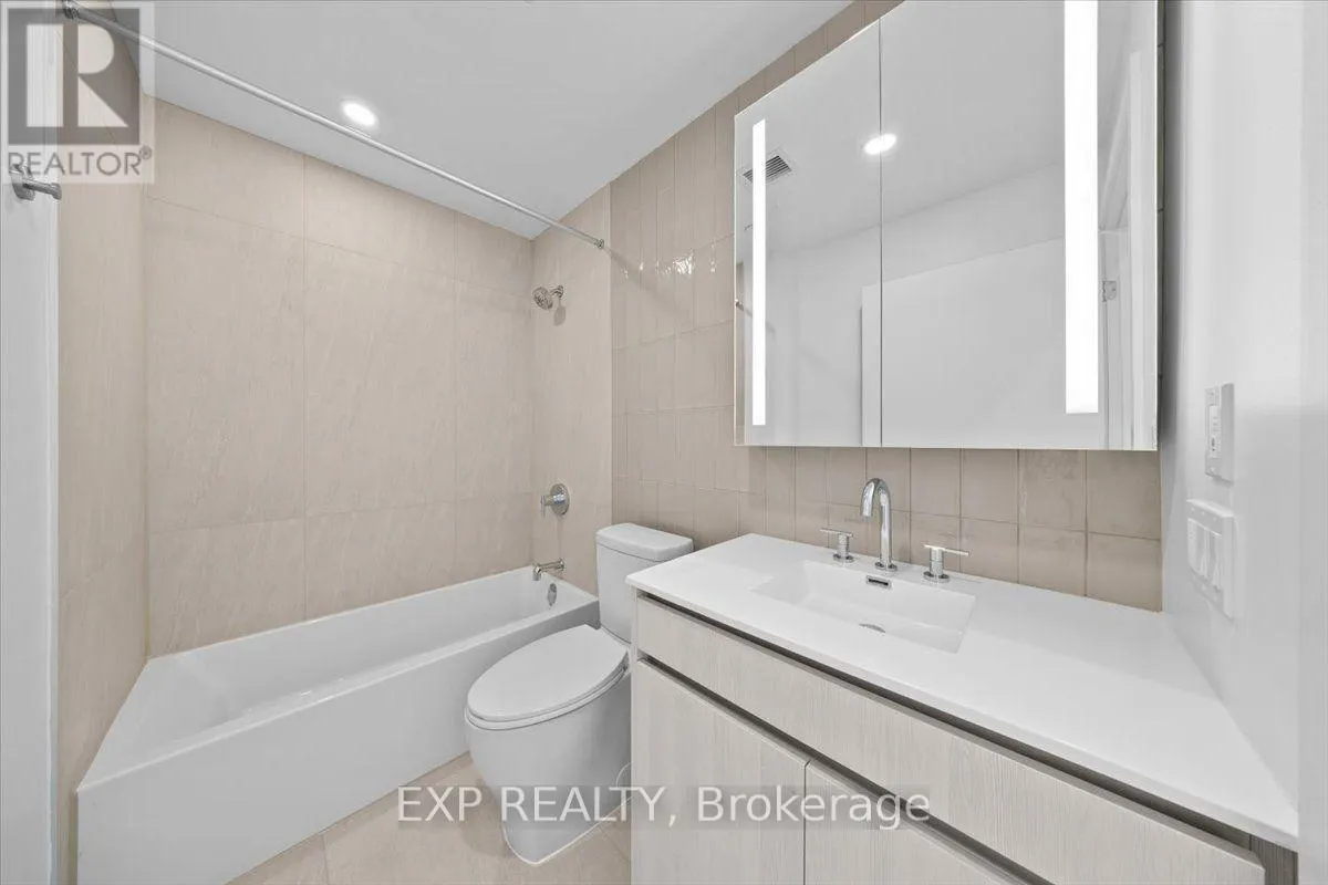 #304 - 74 NICHOLAS STREET
