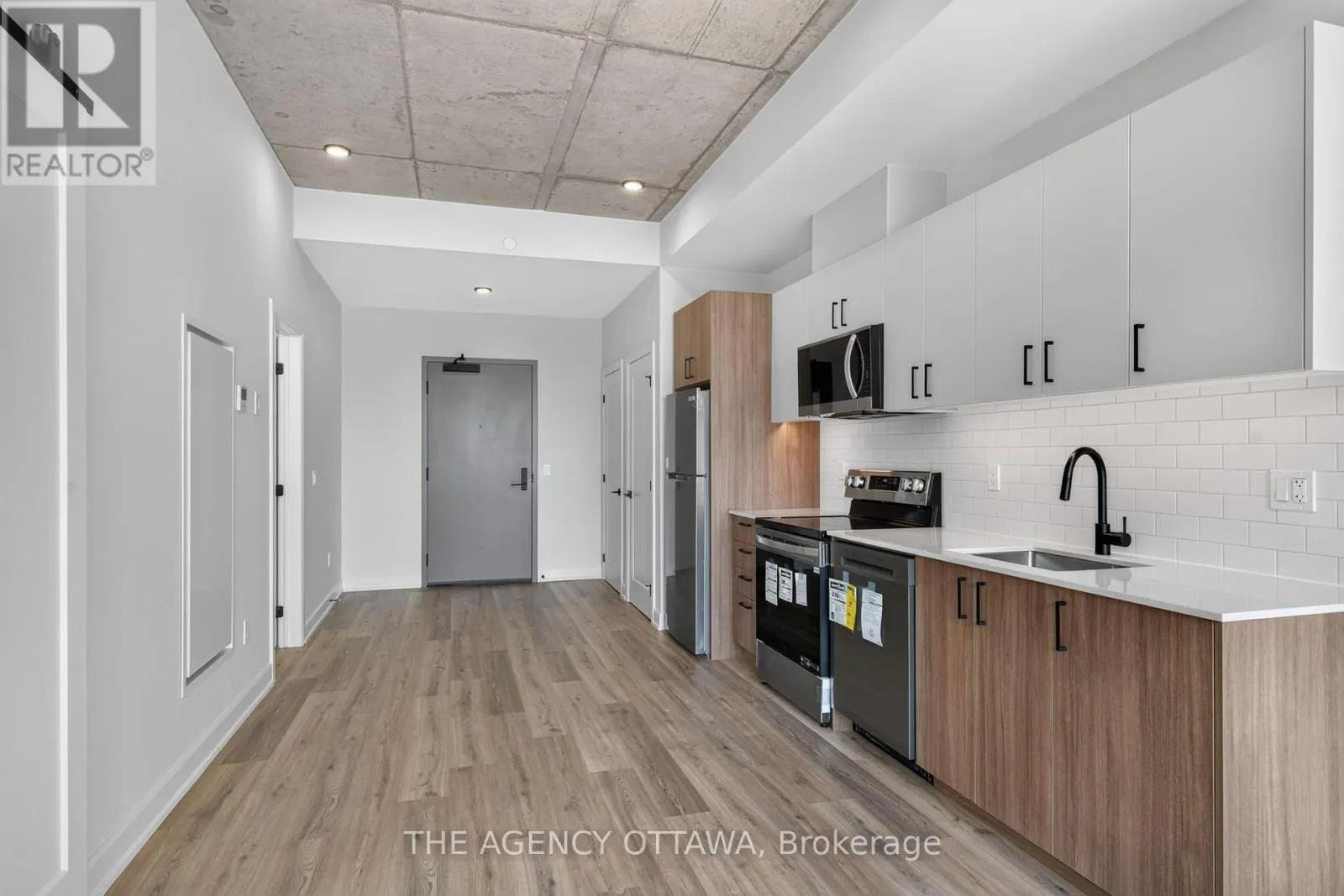 506 - 56 BAYSWATER AVENUE