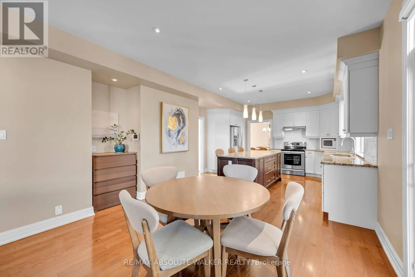 25 GOODWIN AVENUE