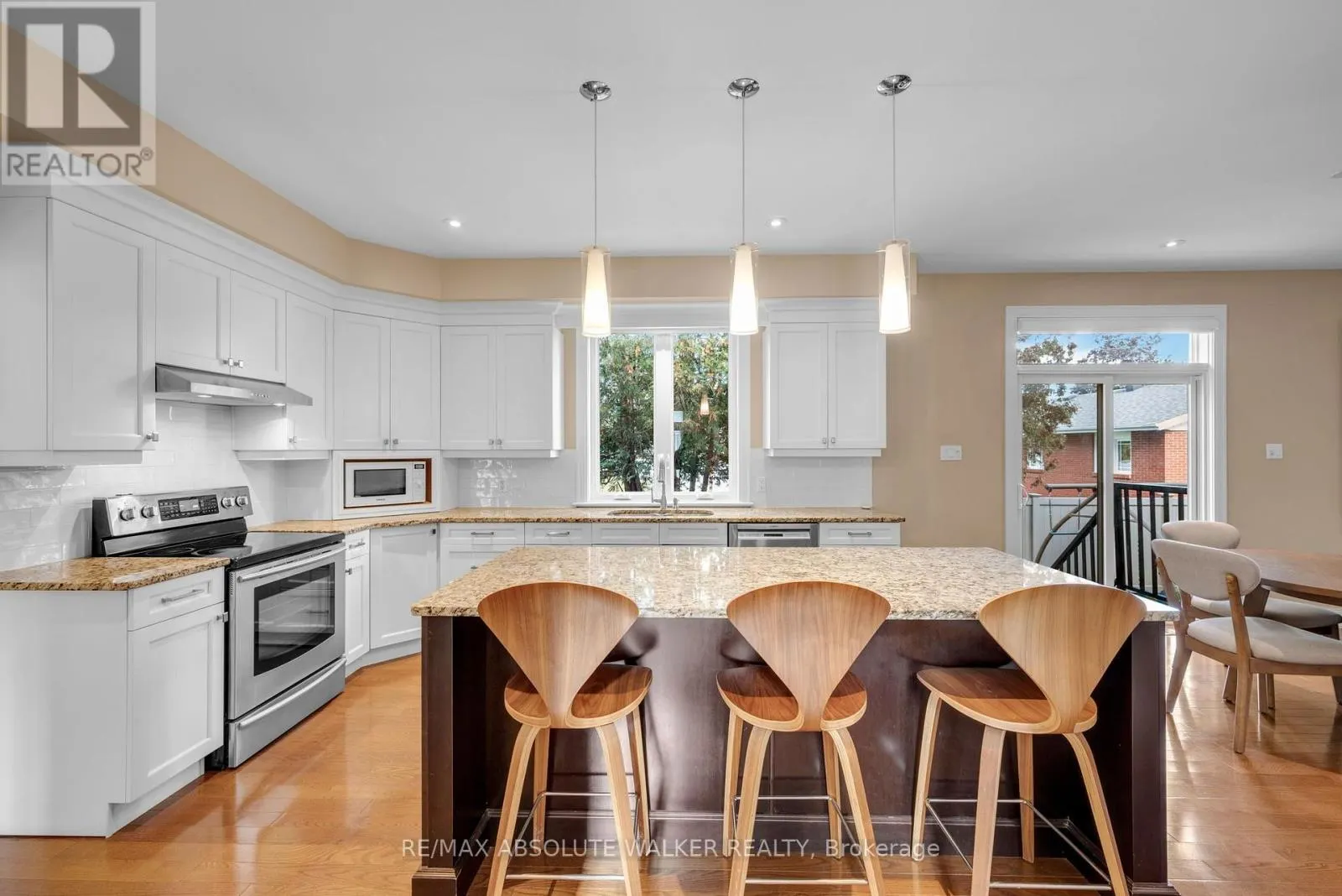 25 GOODWIN AVENUE