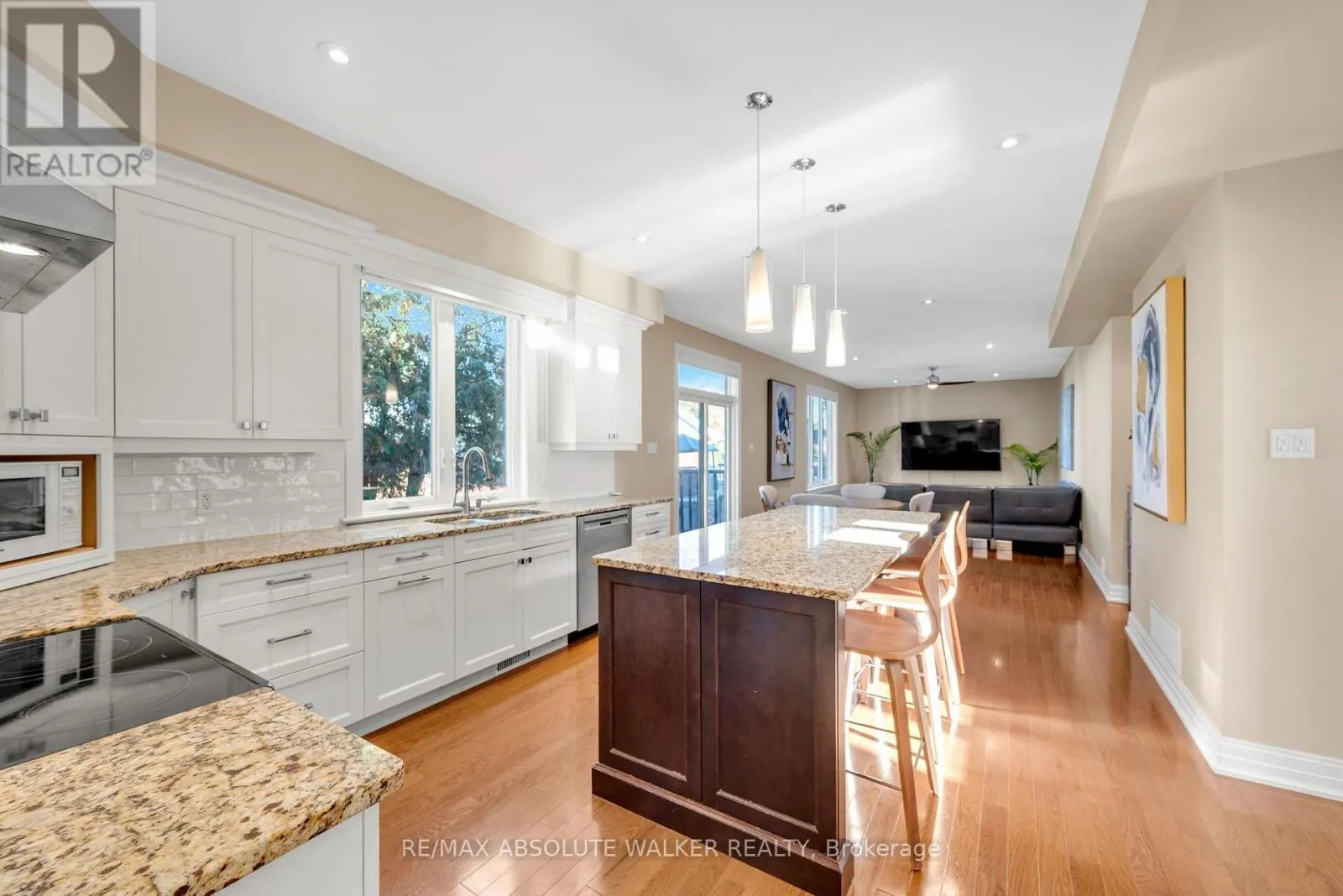 25 GOODWIN AVENUE