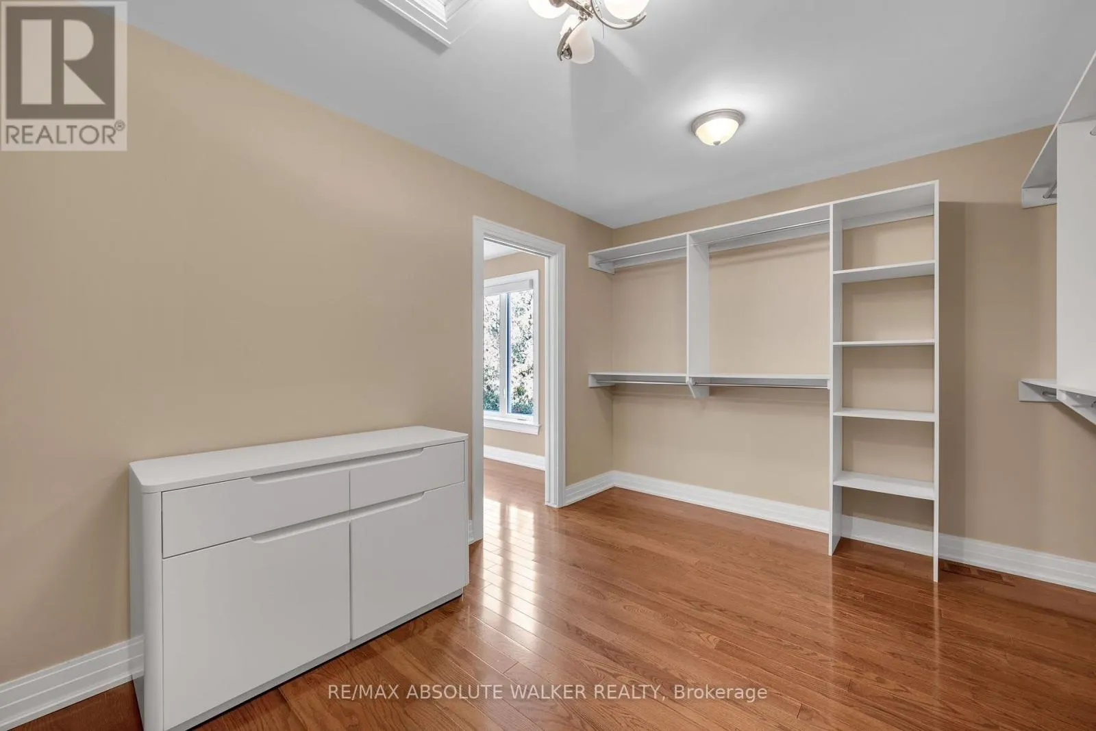 25 GOODWIN AVENUE
