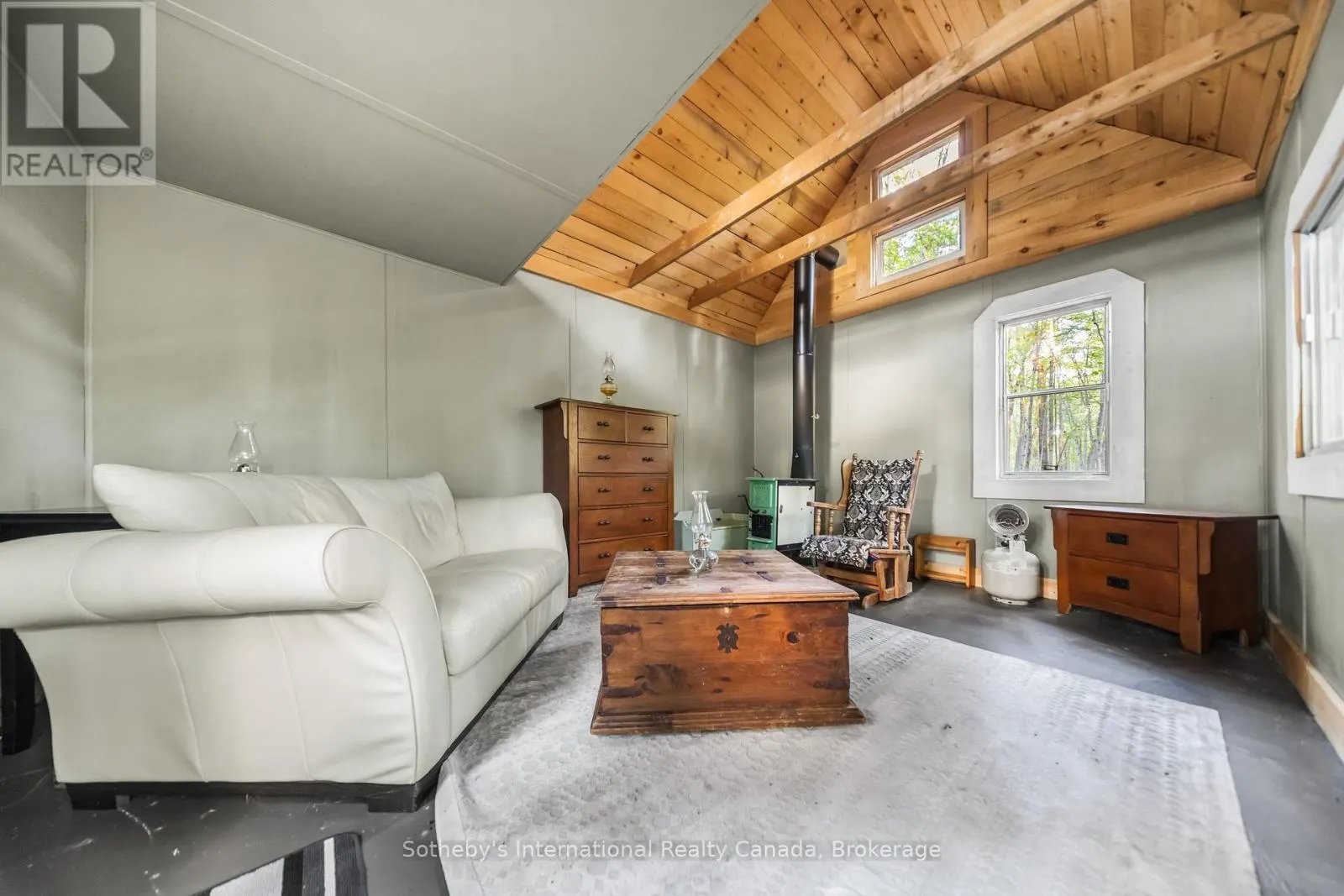 1259 GOLF COURSE ROAD