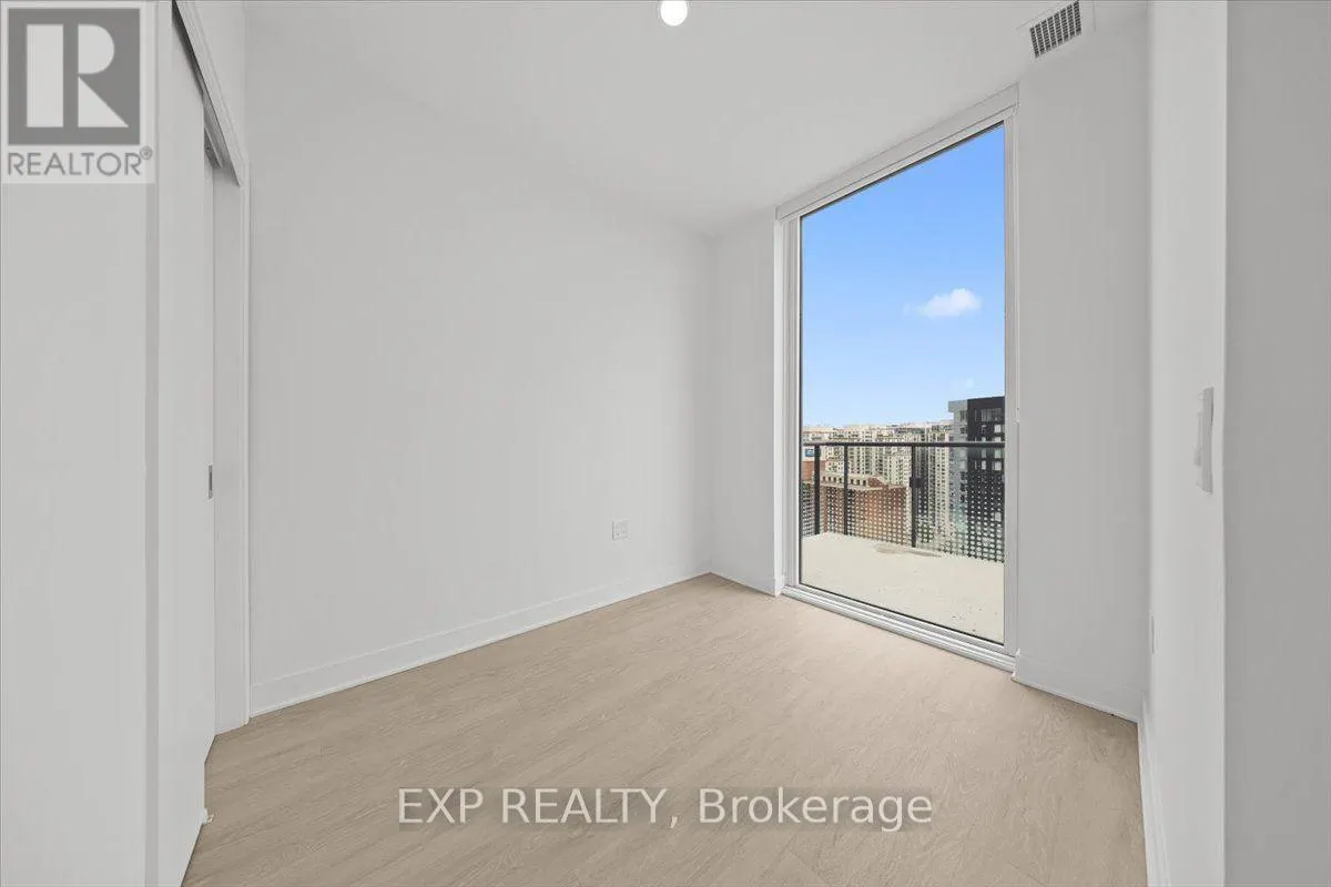 #2105 - 74 NICHOLAS STREET