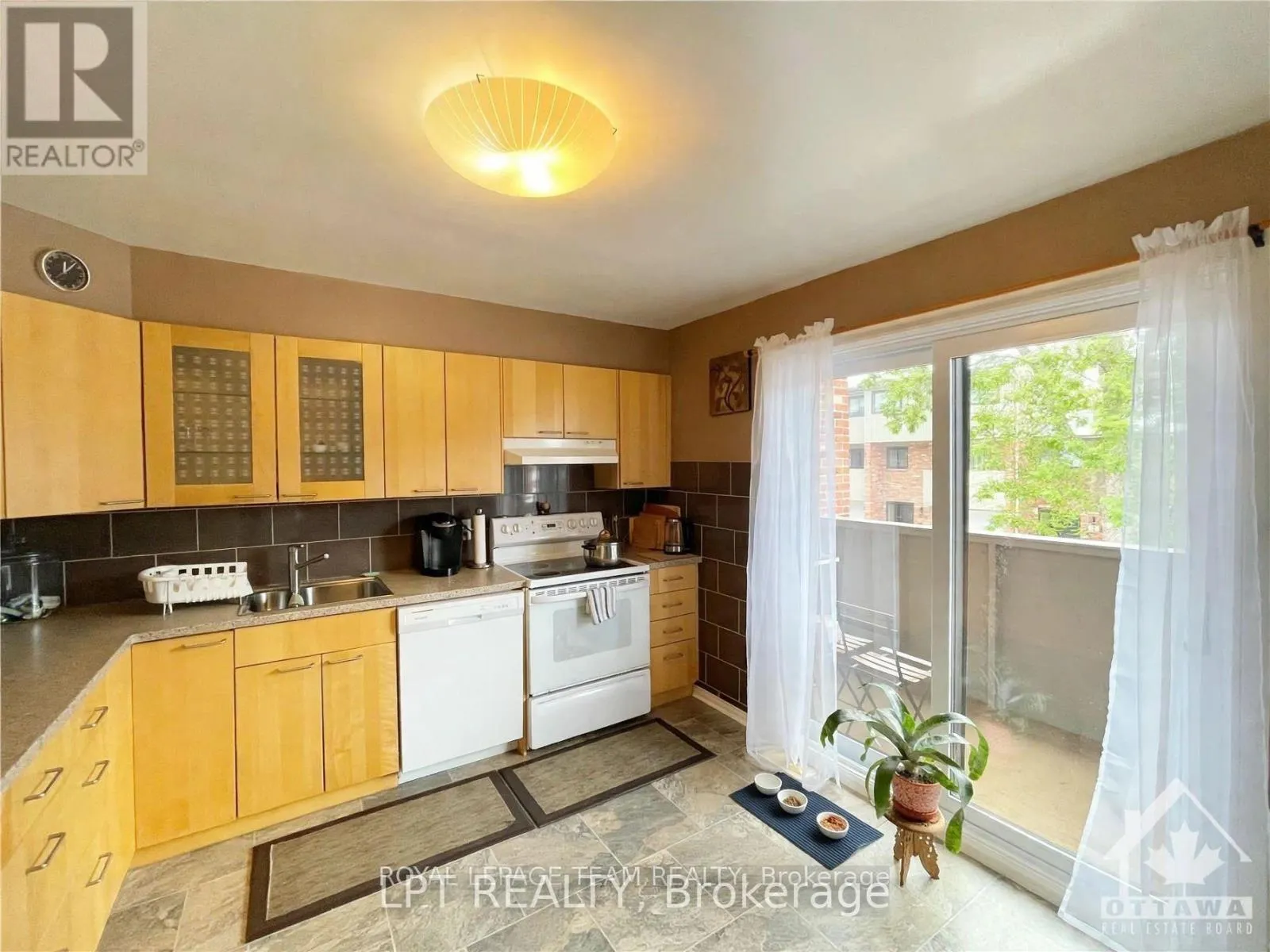 15 - 50 GREENBANK ROAD
