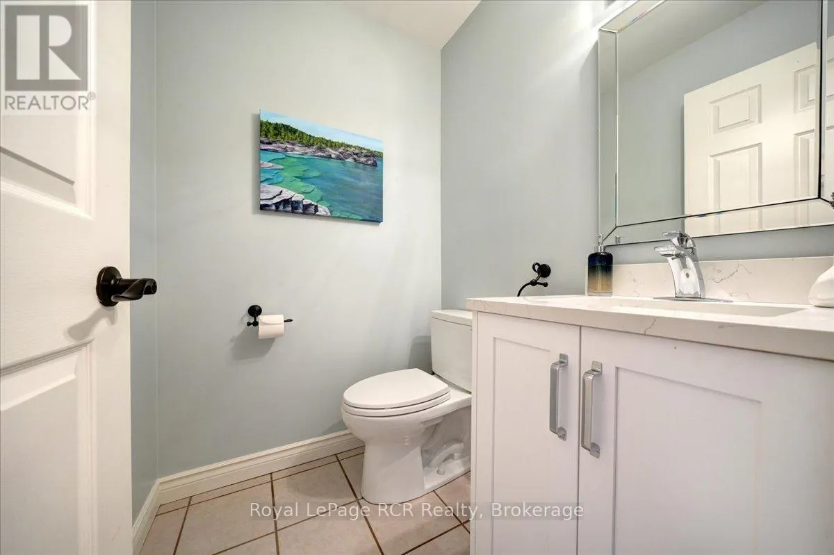 303 6TH AVENUE W