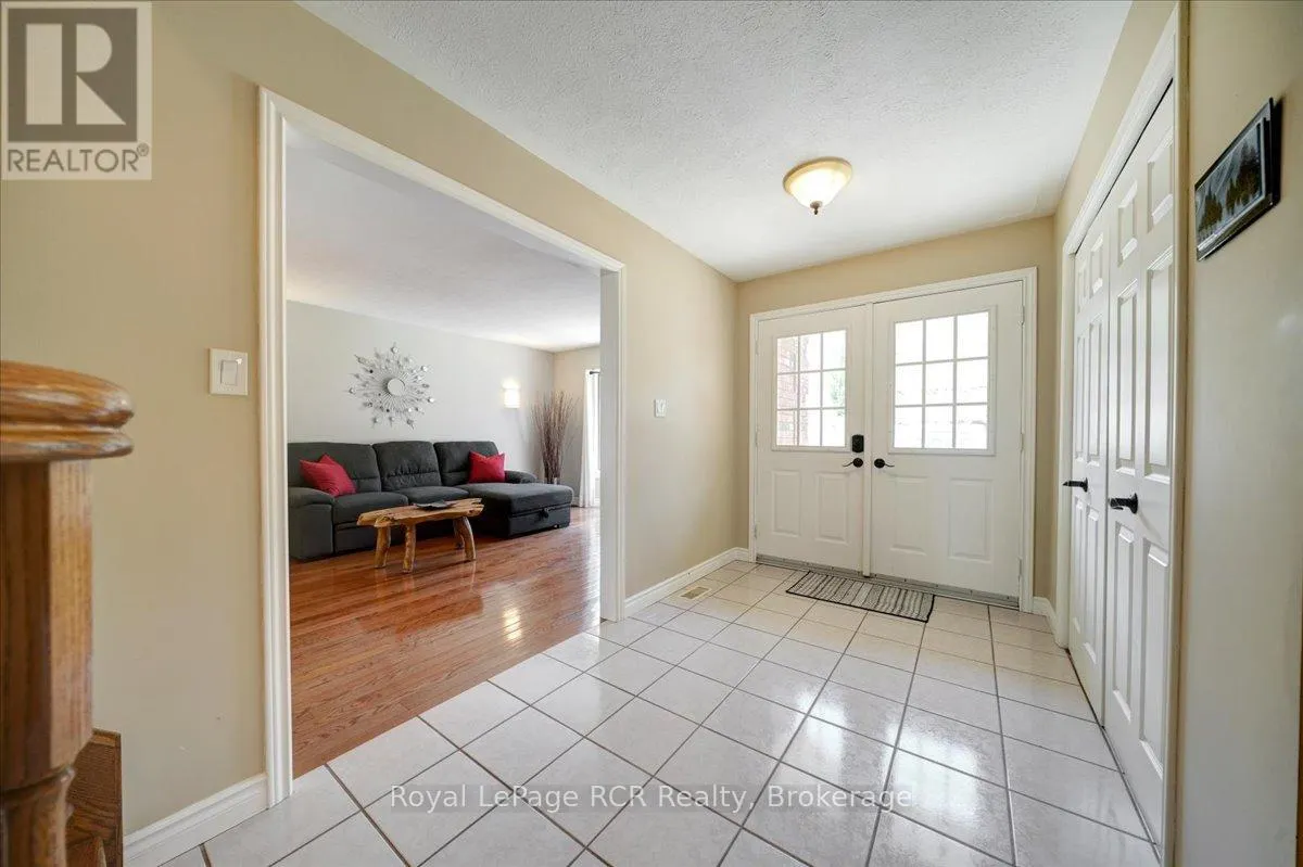 303 6TH AVENUE W