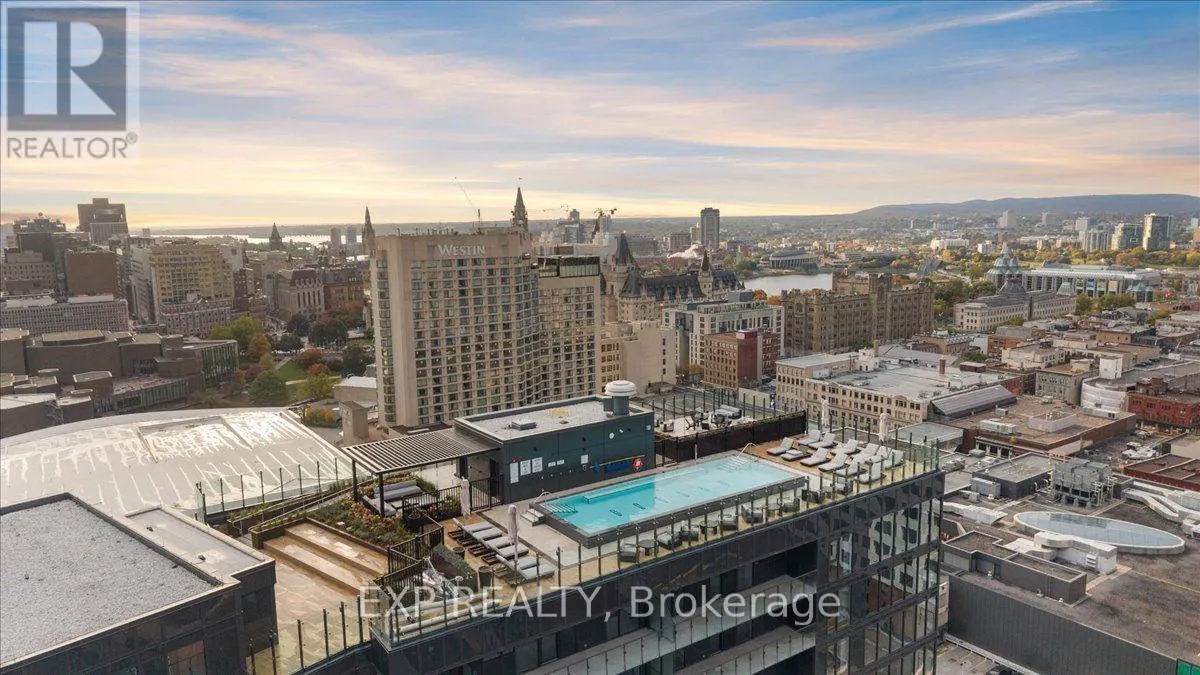 #2013 - 74 NICHOLAS STREET