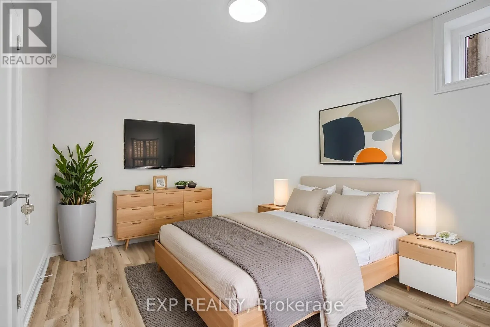 LOWER - 156 E36TH STREET