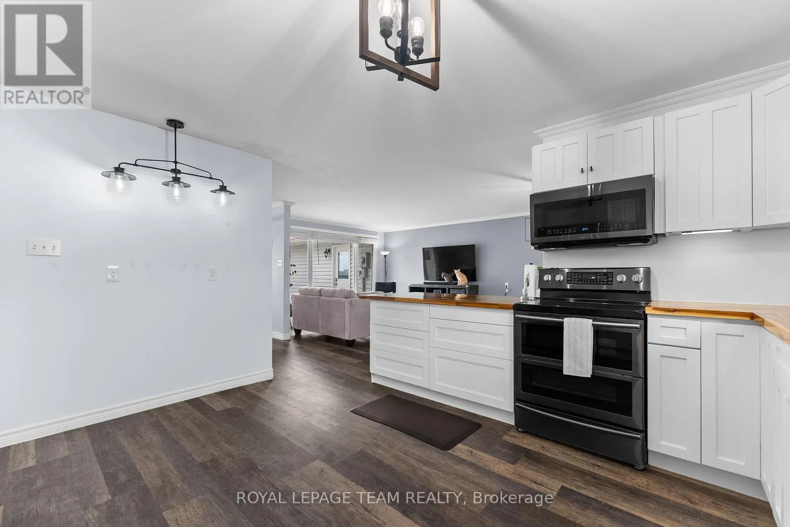 34 BIRD LAKE TRAIL