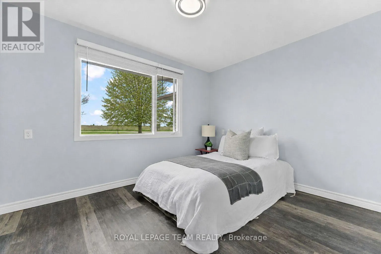 34 BIRD LAKE TRAIL