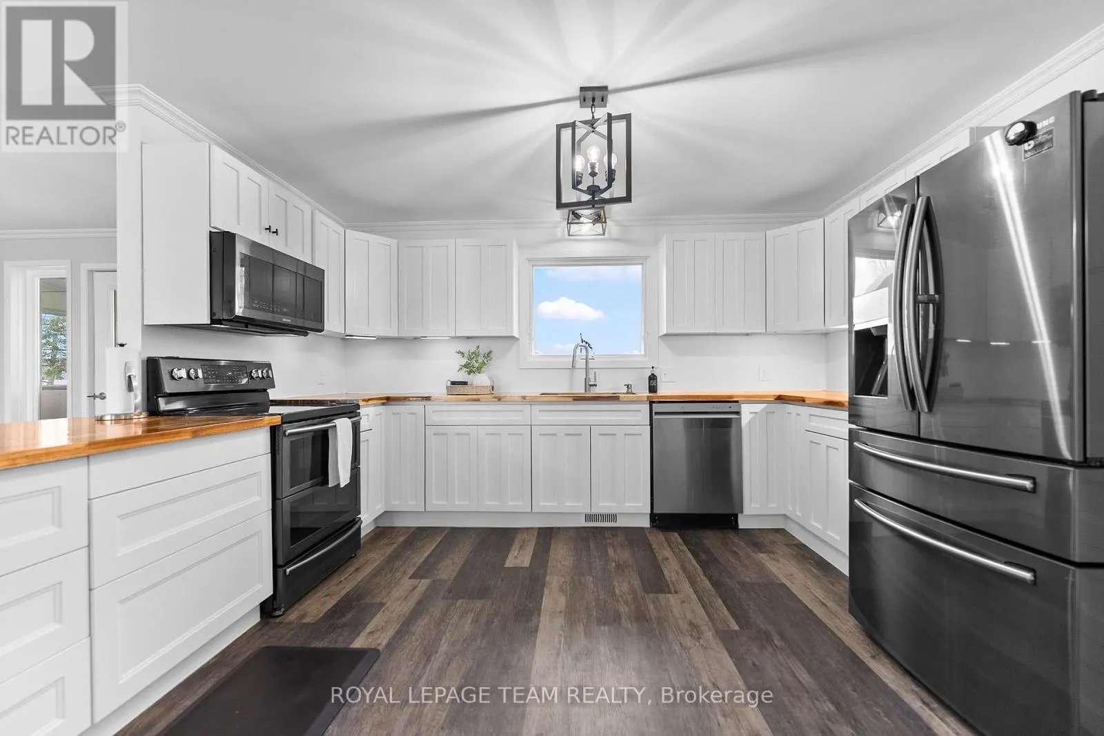 34 BIRD LAKE TRAIL