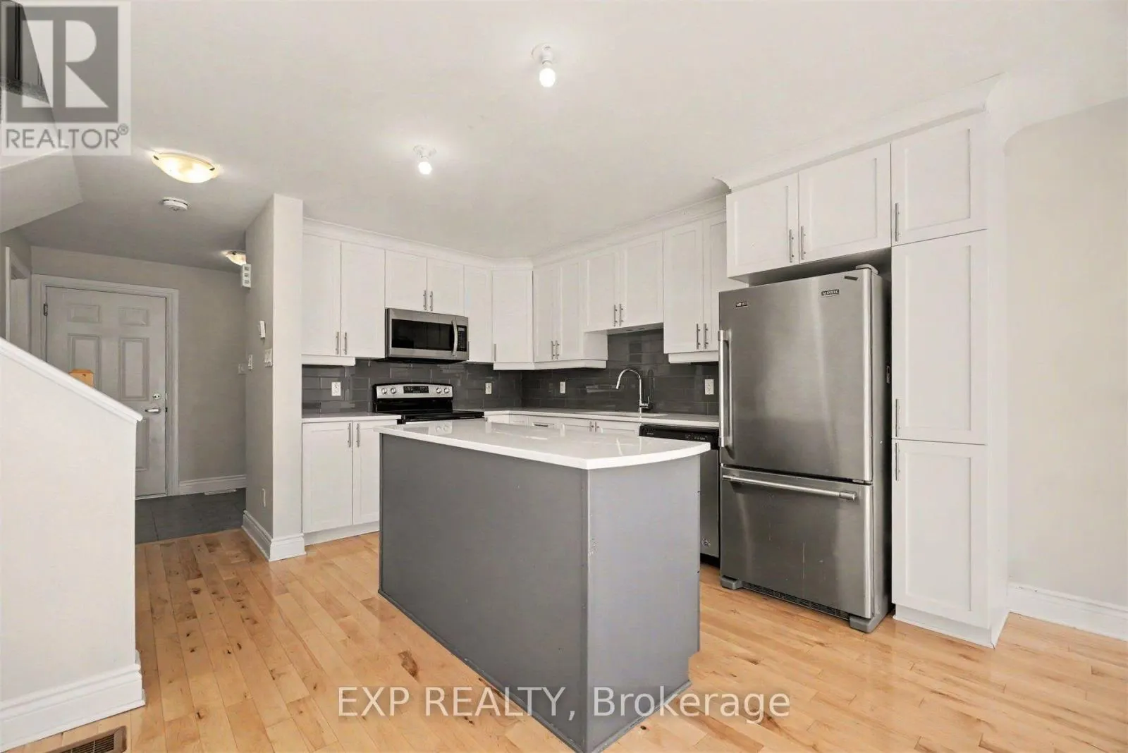 202 ST MALO PLACE