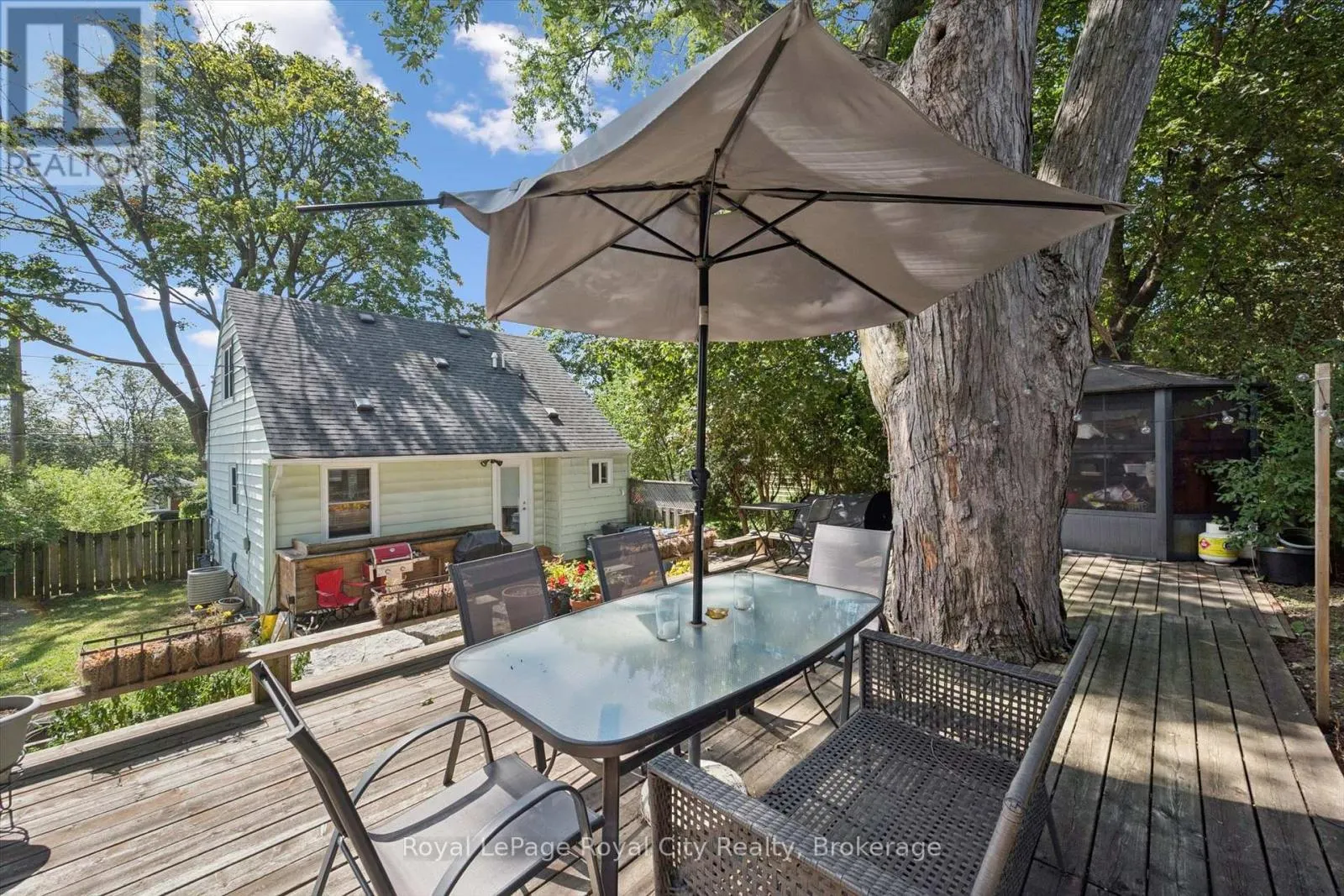 39 RIDGEWOOD AVENUE