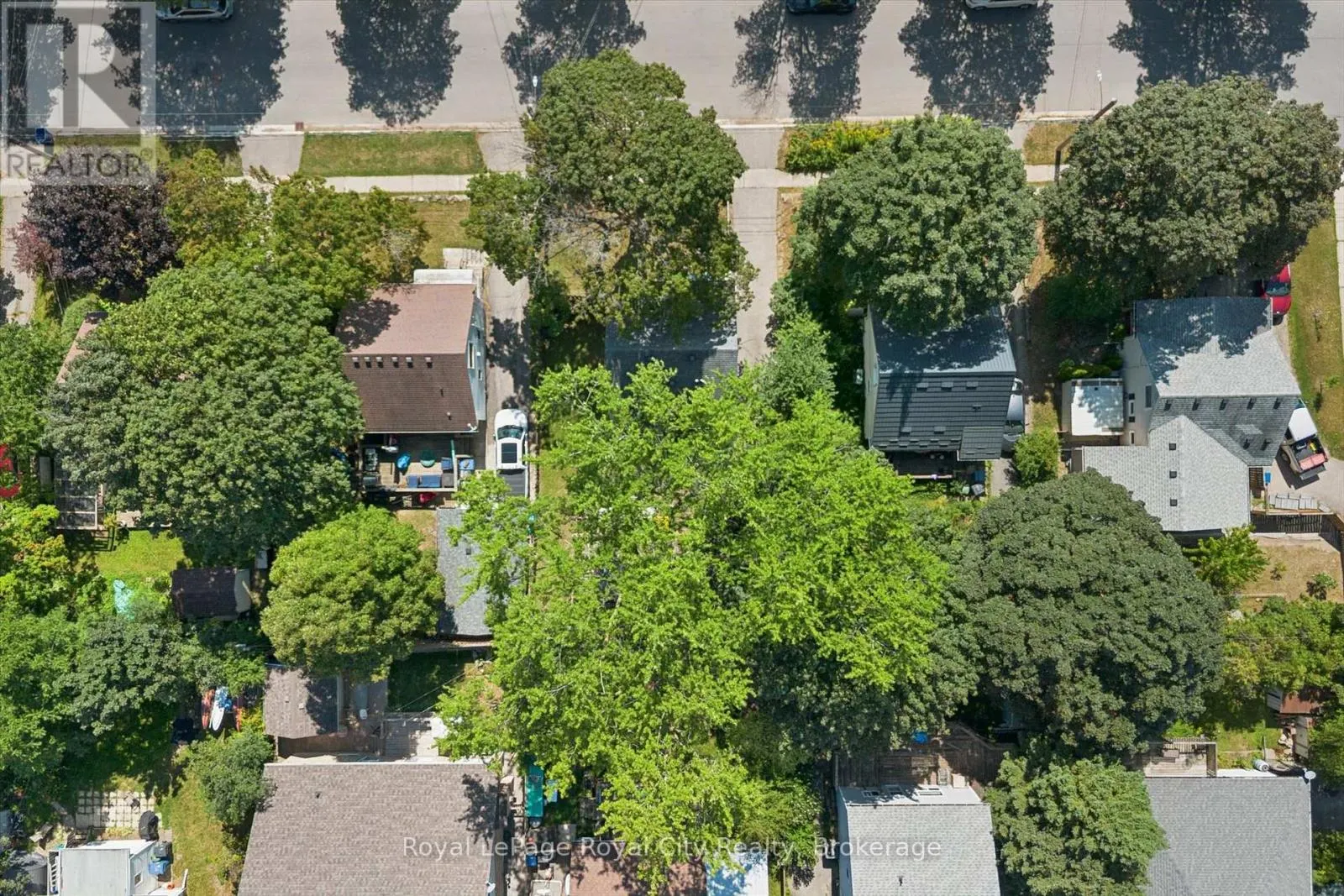 39 RIDGEWOOD AVENUE