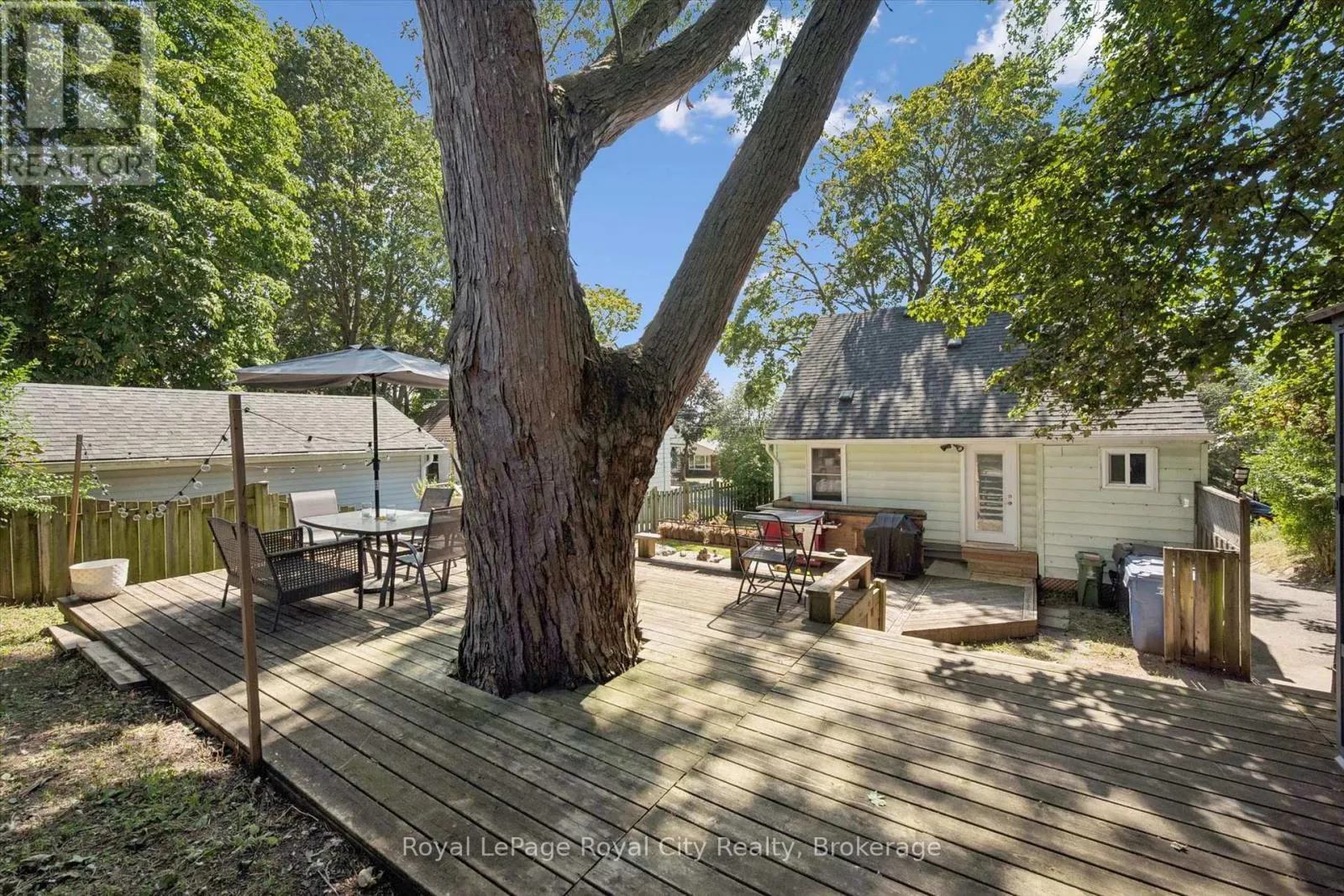 39 RIDGEWOOD AVENUE