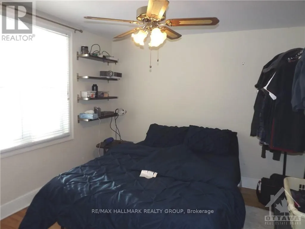 # 2 - 570 GLADSTONE AVENUE