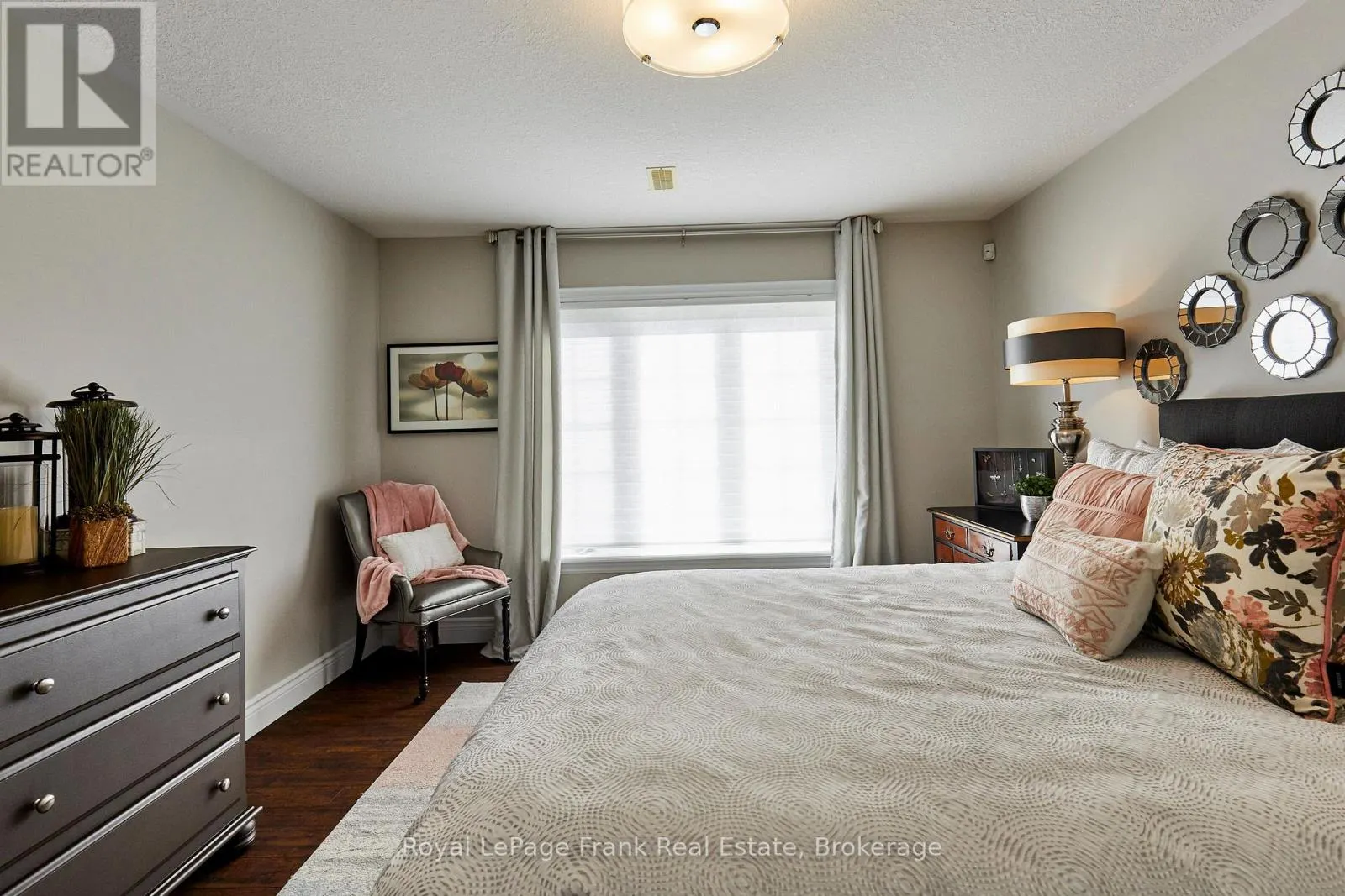 183 - 301 CARNEGIE AVENUE #183
