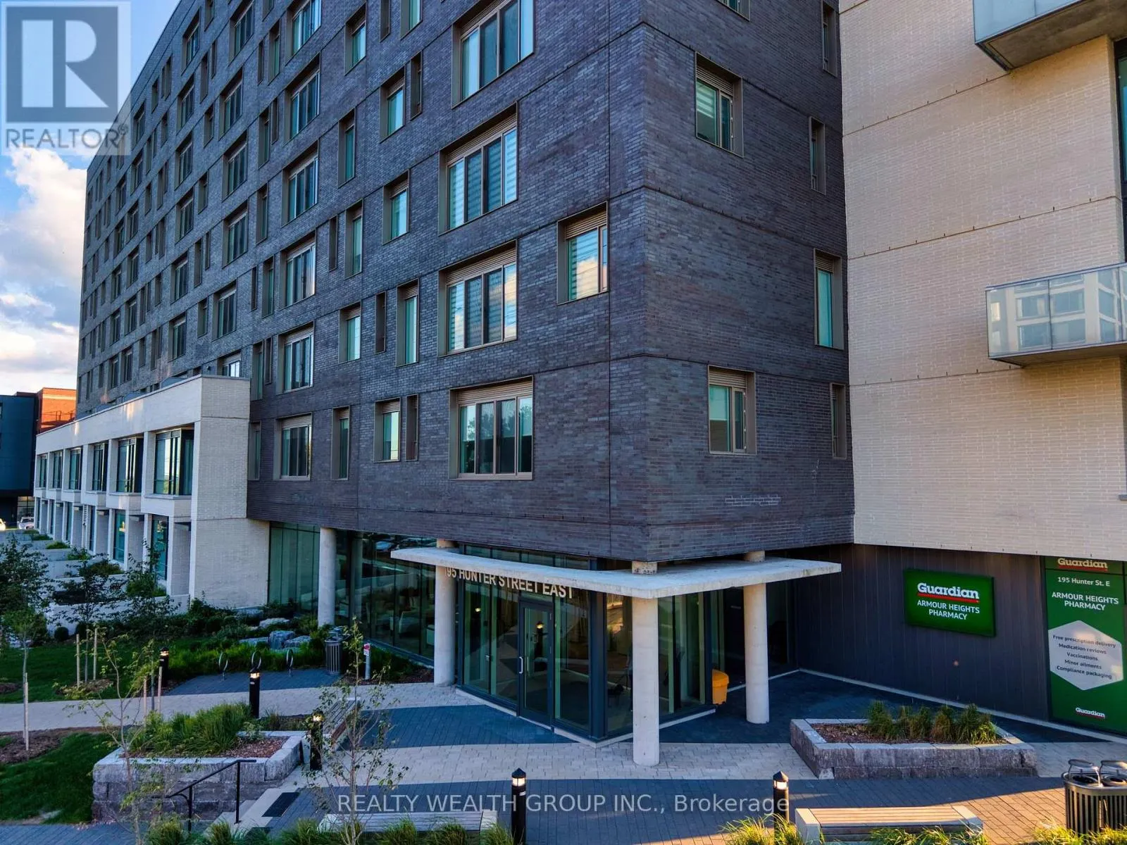 409 - 195 HUNTER STREET E