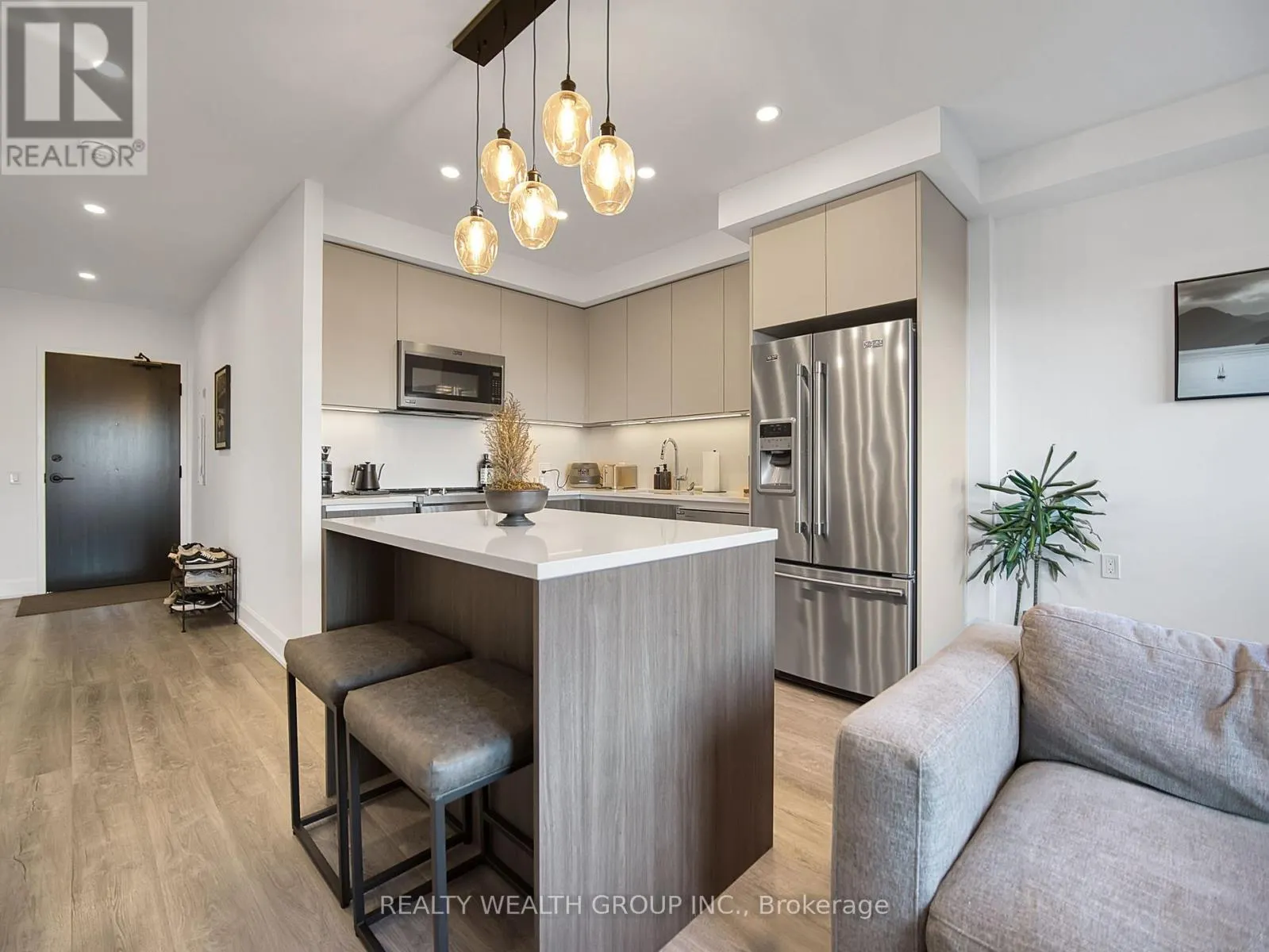 409 - 195 HUNTER STREET E