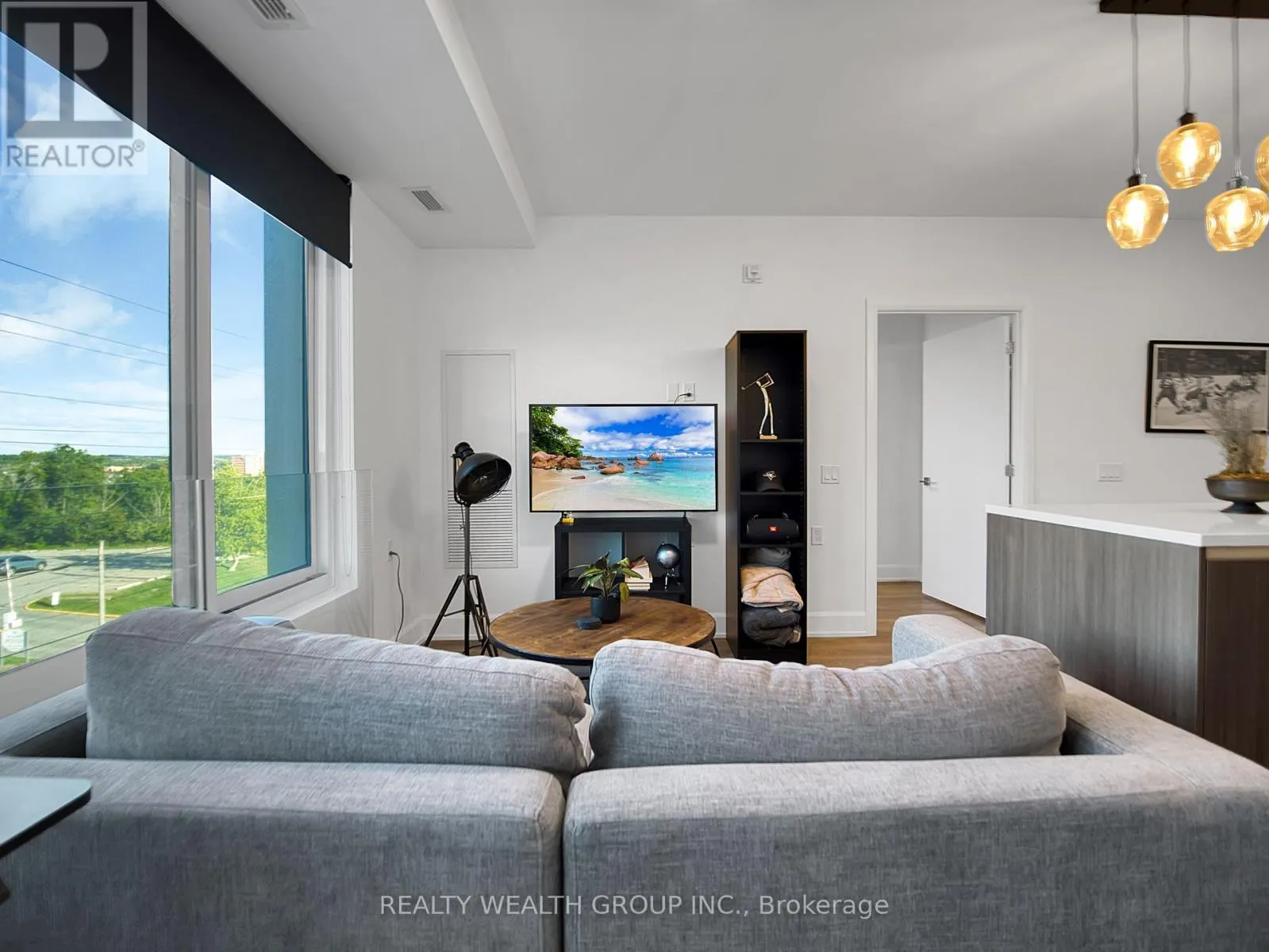 409 - 195 HUNTER STREET E