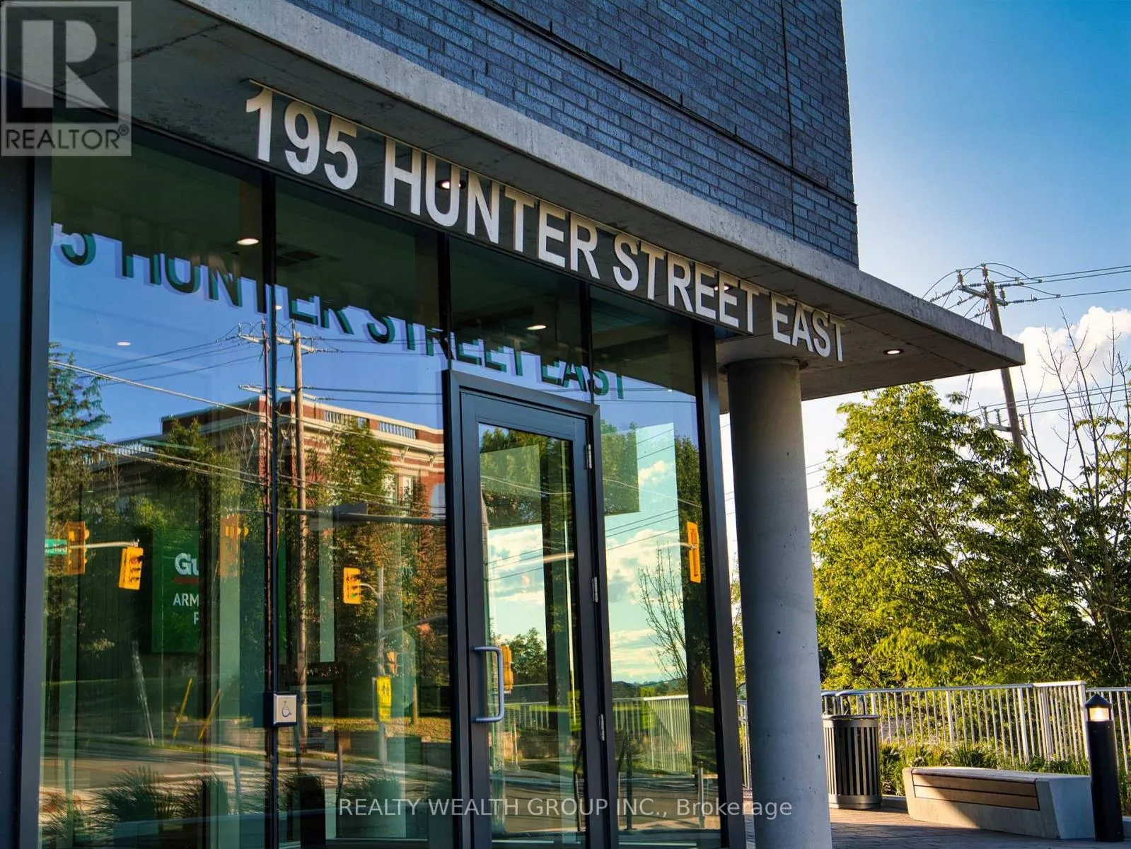 409 - 195 HUNTER STREET E