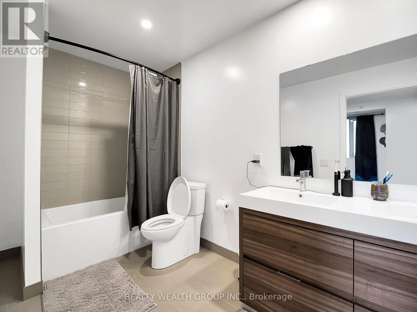 409 - 195 HUNTER STREET E