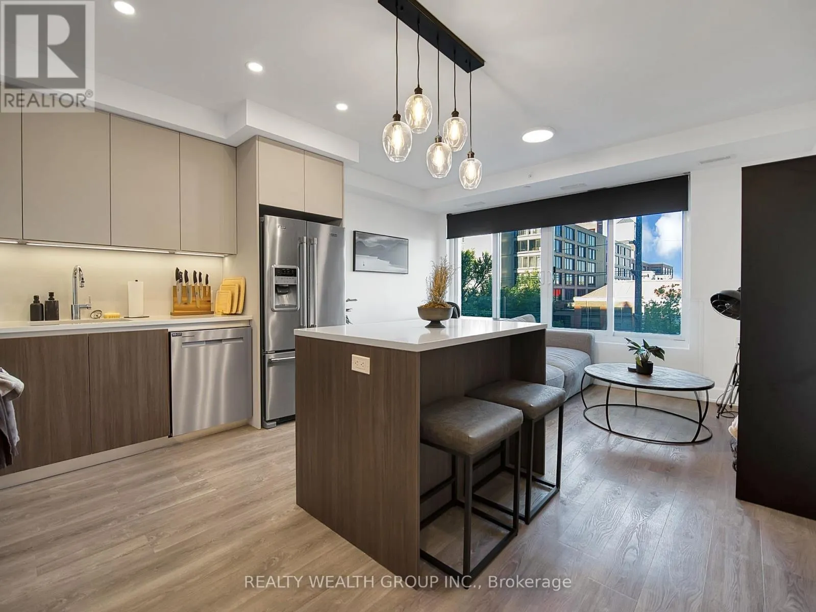 409 - 195 HUNTER STREET E