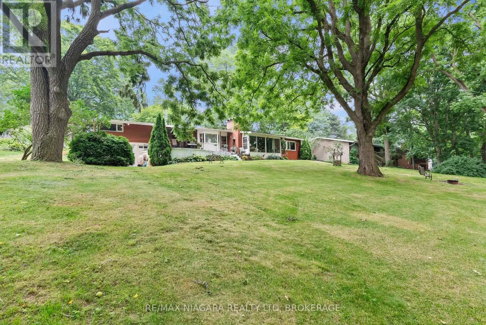 46 MELROSE DRIVE