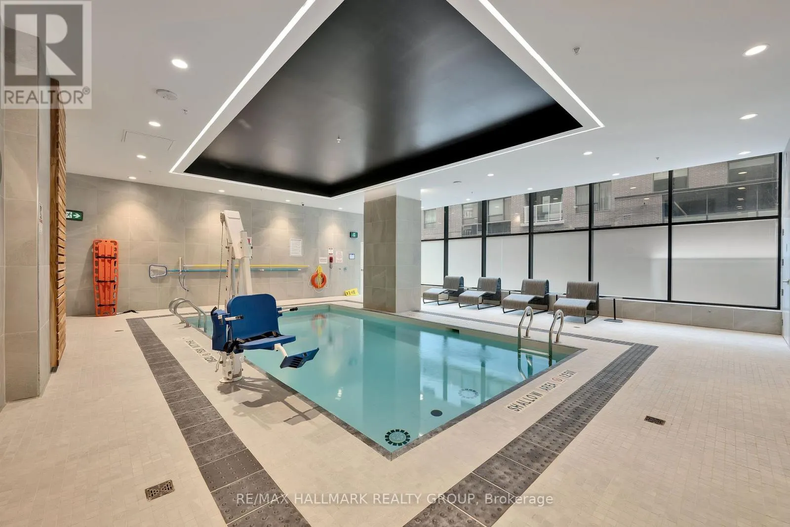 2604 - 340 QUEEN STREET