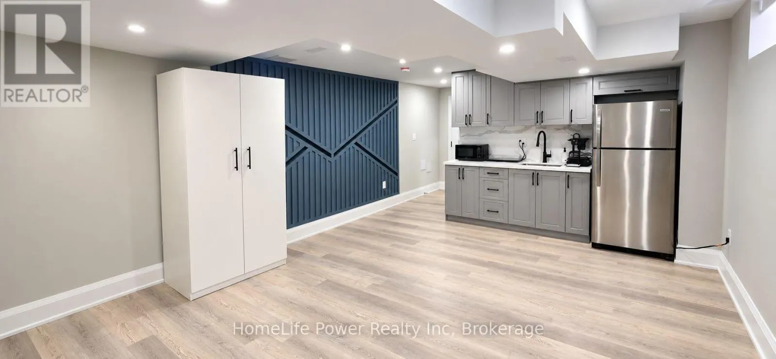 35 EBENEZER DRIVE