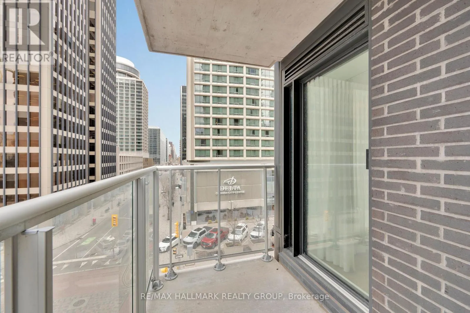 406 - 340 QUEEN STREET