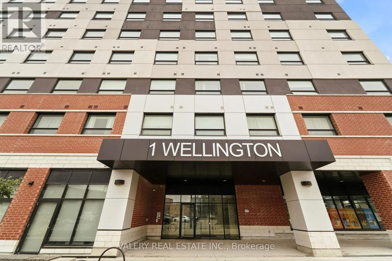 717 - 1 WELLINGTON STREET