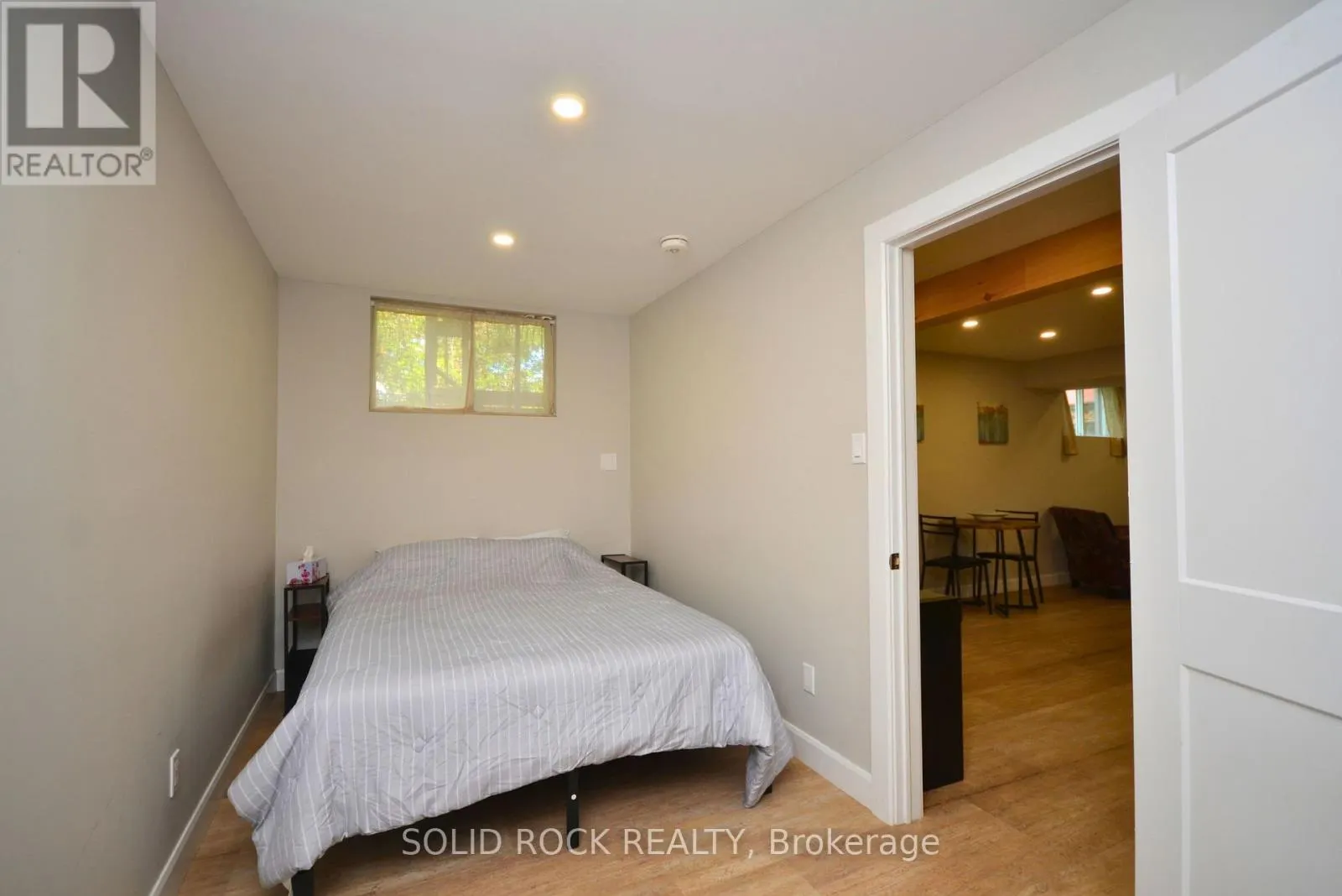 B - 1441 EDGECLIFFE AVENUE